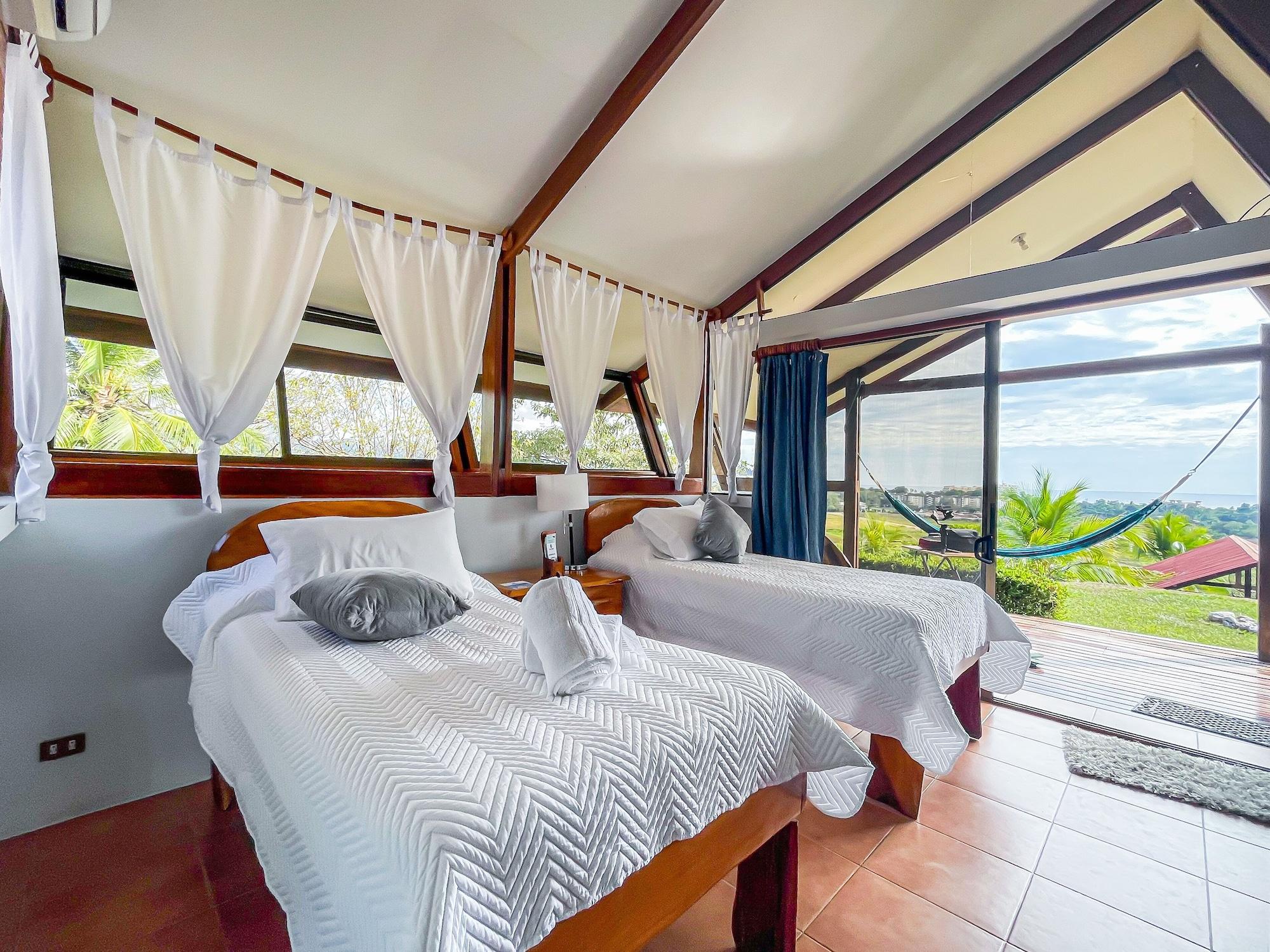 Surf Synergy All-Inclusive Surf Retreat ฆาโก ภายนอก รูปภาพ