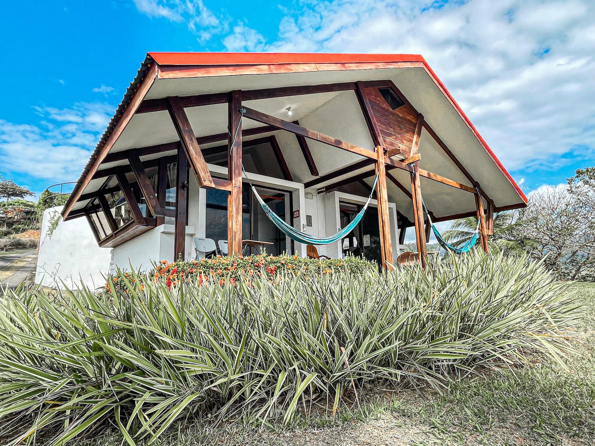 Surf Synergy All-Inclusive Surf Retreat ฆาโก ภายนอก รูปภาพ