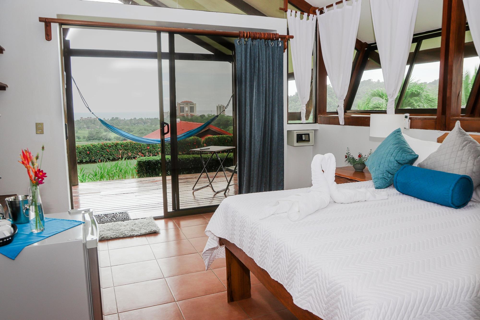 Surf Synergy All-Inclusive Surf Retreat ฆาโก ภายนอก รูปภาพ