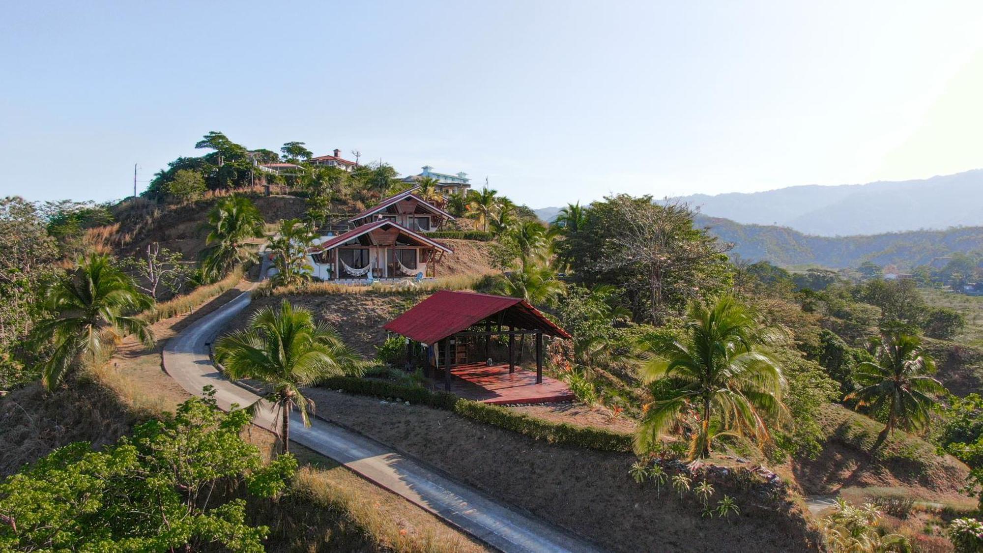 Surf Synergy All-Inclusive Surf Retreat ฆาโก ภายนอก รูปภาพ