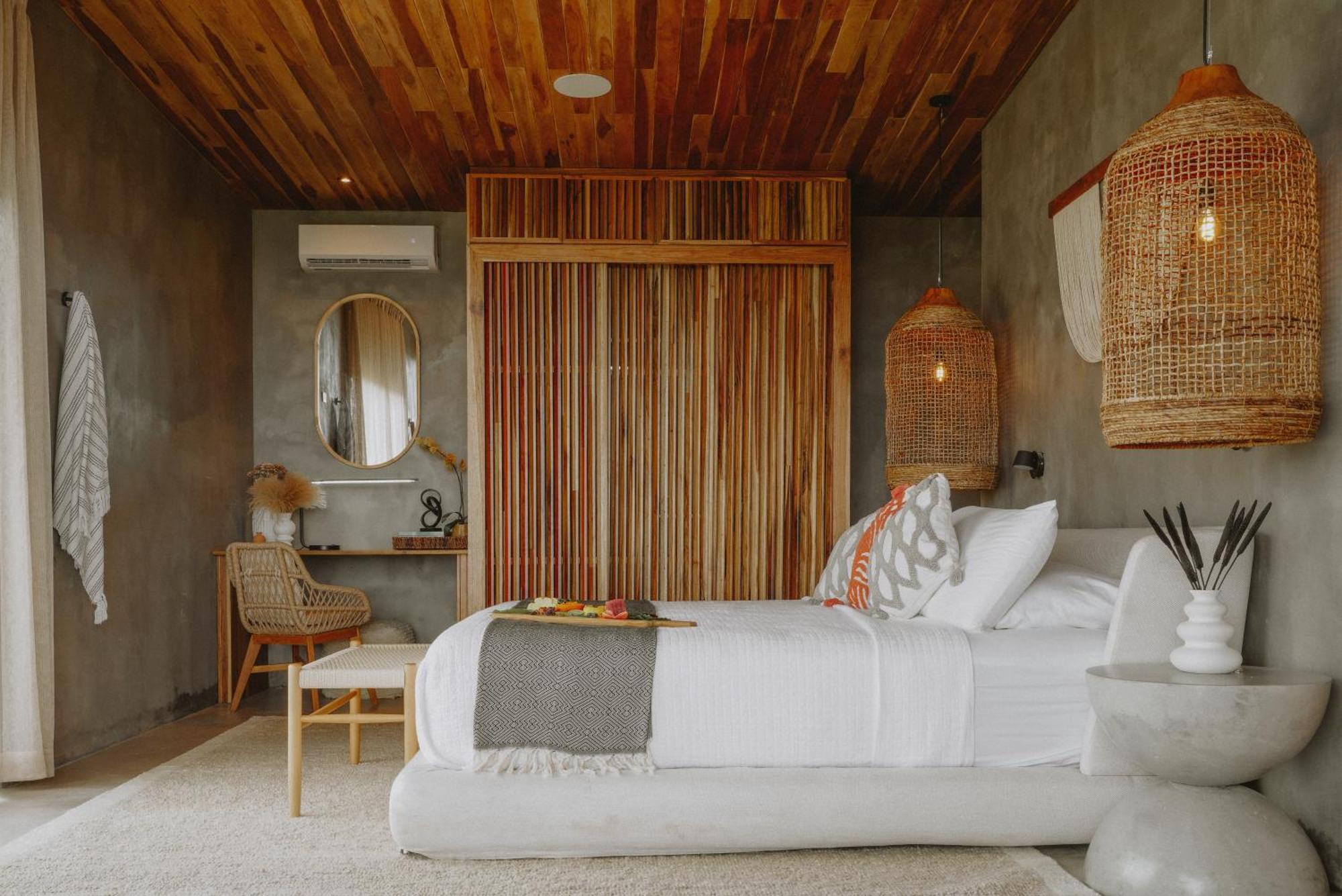 Surf Synergy All-Inclusive Surf Retreat ฆาโก ภายนอก รูปภาพ