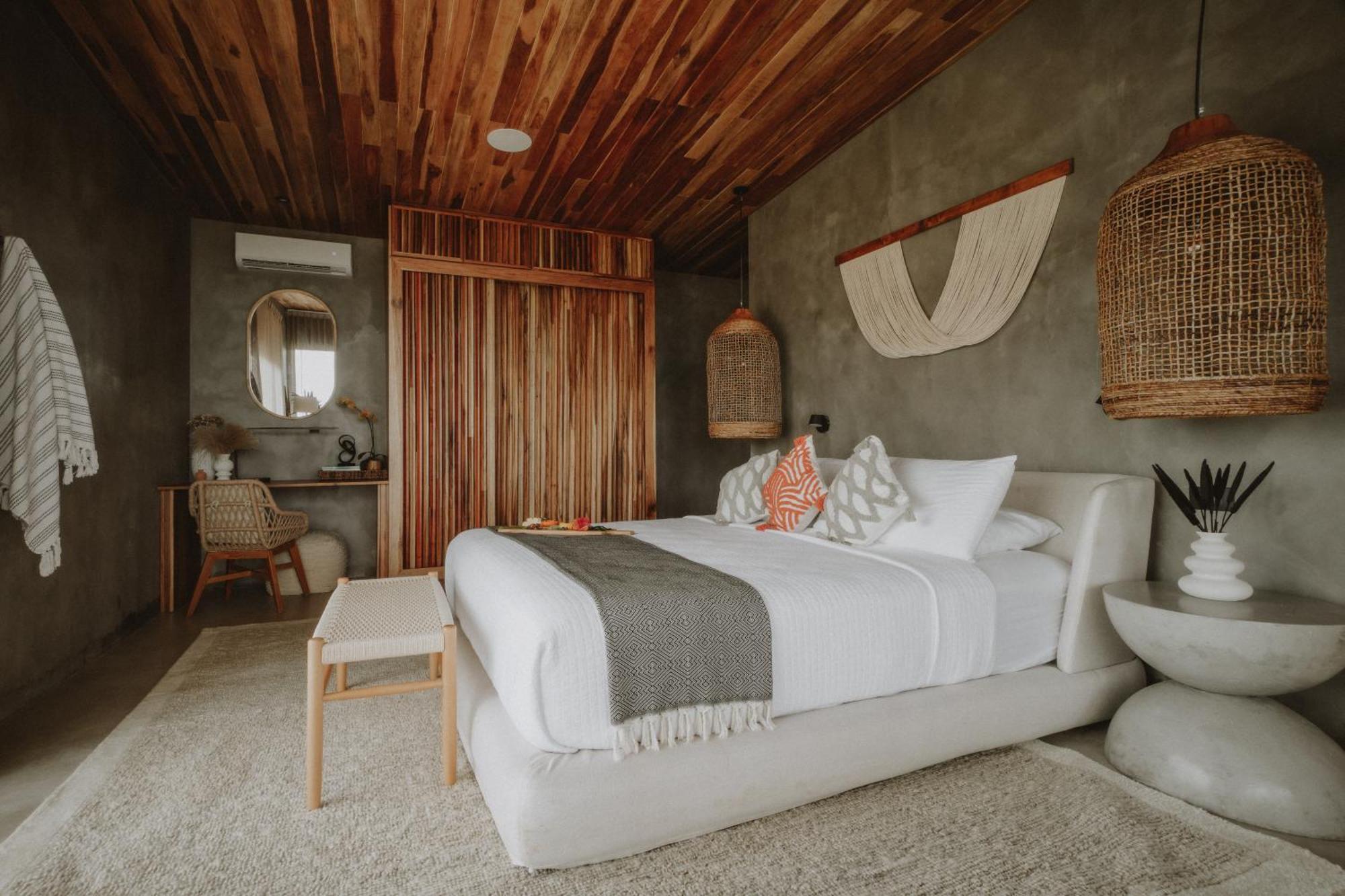 Surf Synergy All-Inclusive Surf Retreat ฆาโก ภายนอก รูปภาพ
